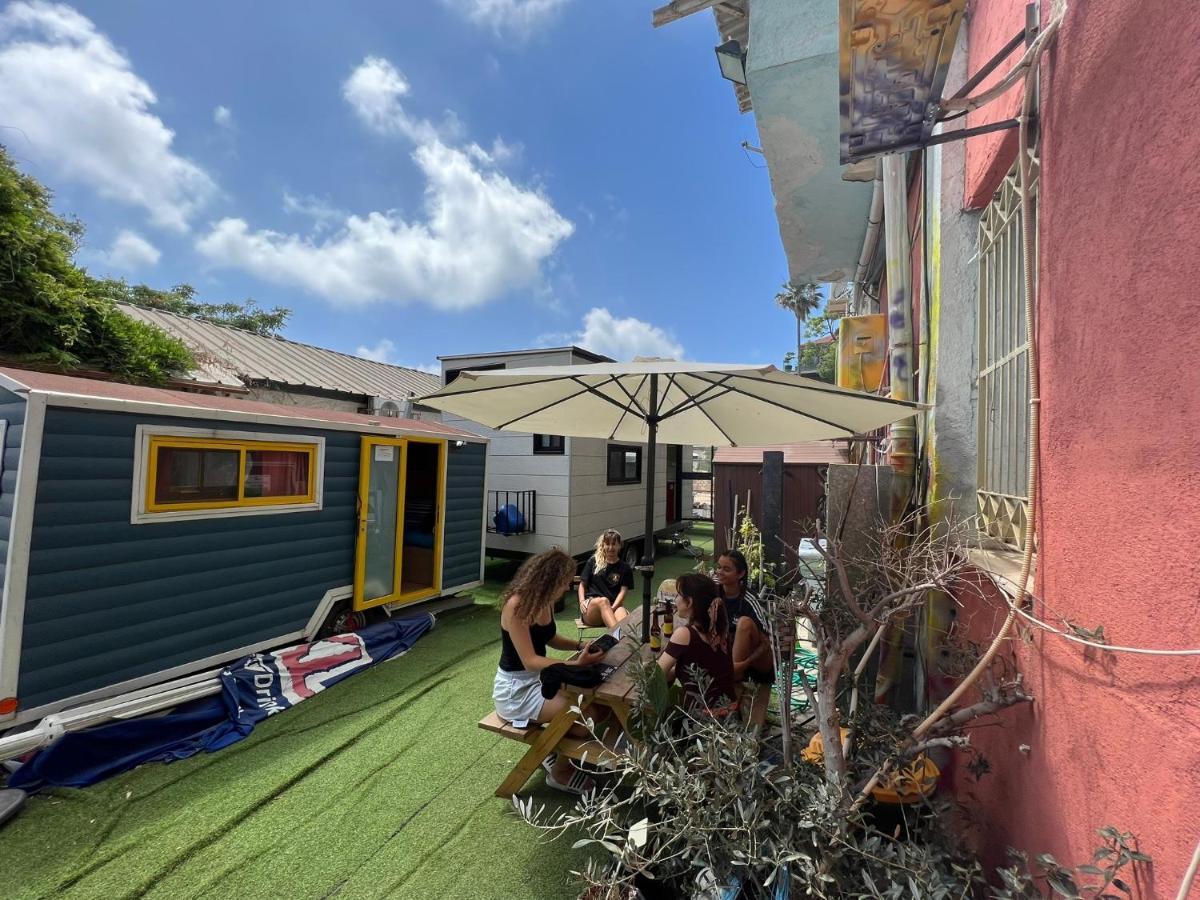 Caravan Hostel Tel Aviv By Roger Age 18-45 Exterior photo