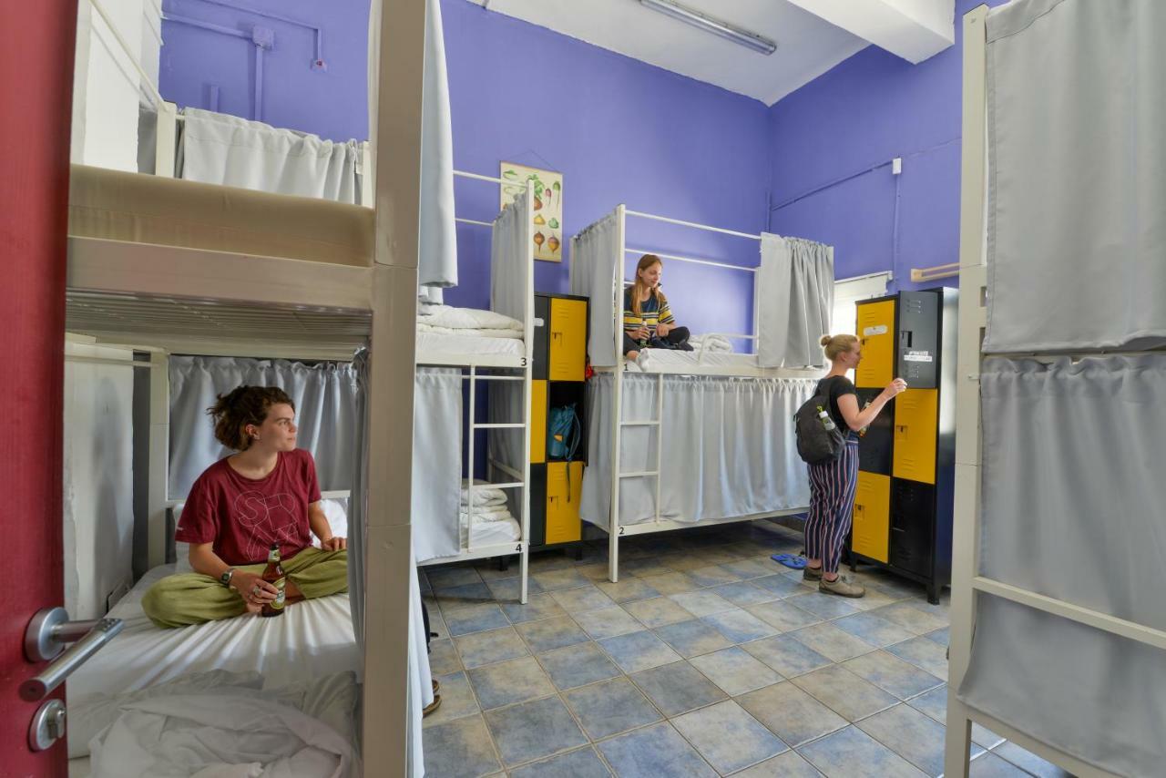 Caravan Hostel Tel Aviv By Roger Age 18-45 Exterior photo